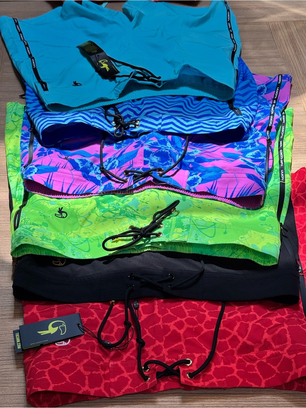 12 mens bathing suits. - Picture 5 of 5